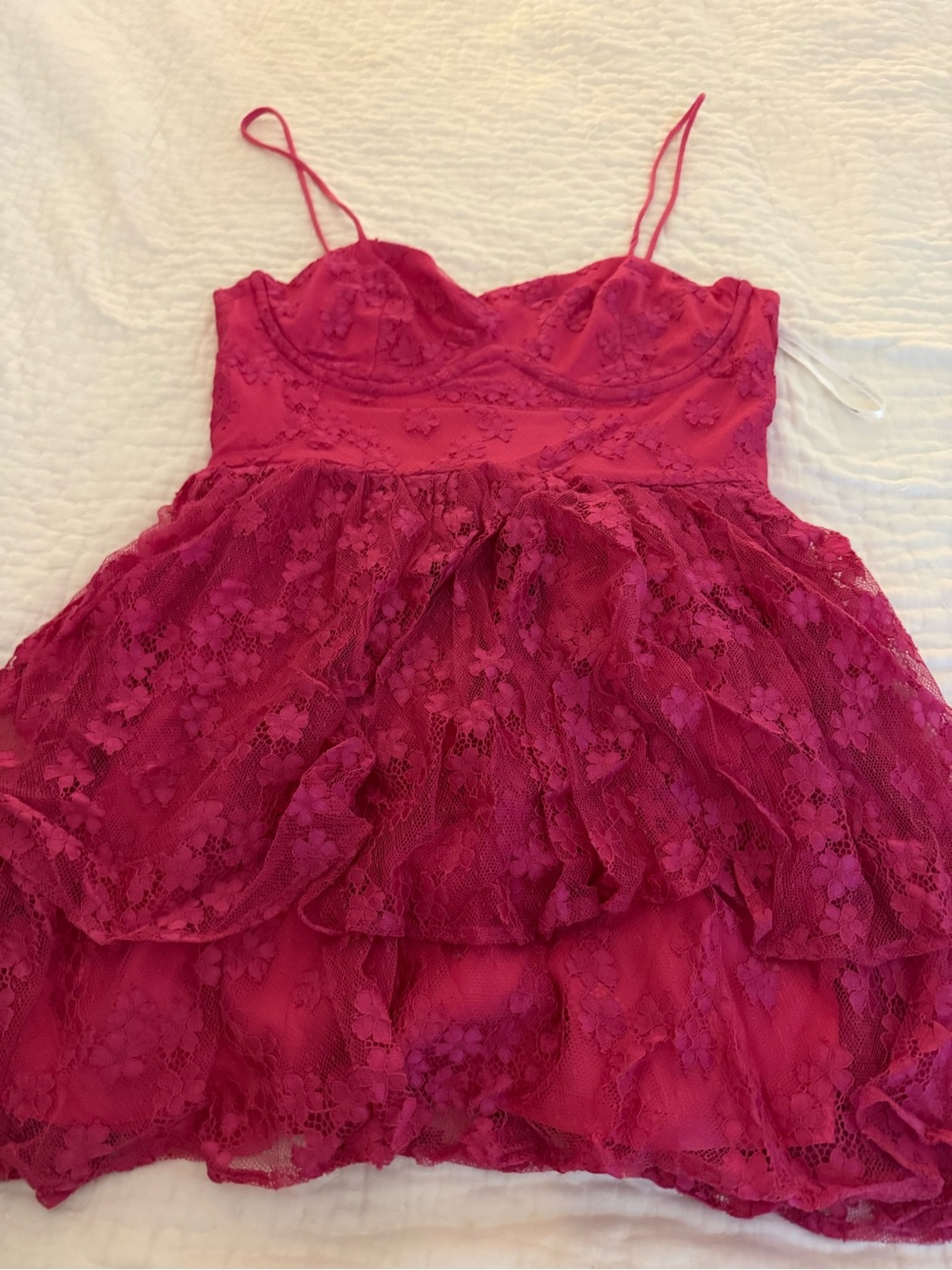Lovers + Friends Fuchsia Lace Tiered Spaghetti Strap Dress